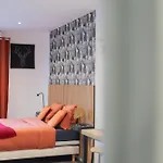 Citizenhouse - 4 - 15 A 36m2 - Jardin - Terrasse - Acces Autonome - Wifi - Netflix Anzin