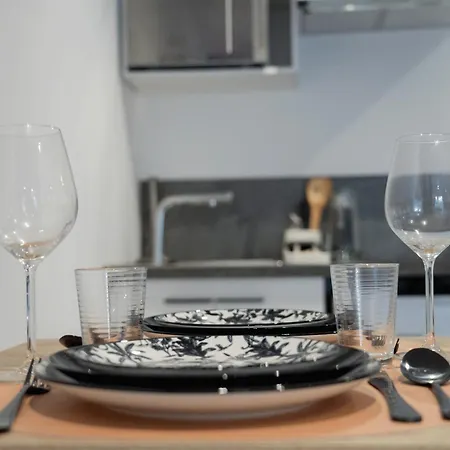 Citizenhouse - 4 - 15 A 36m2 - Jardin - Terrasse - Acces Autonome - Wifi - Netflix Apartment