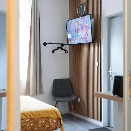 Citizenhouse - 4 - 15 A 36m2 - Jardin - Terrasse - Acces Autonome - Wifi - Netflix Apartment *
