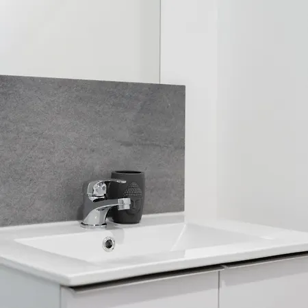 Citizenhouse - 4 - 15 A 36m2 - Jardin - Terrasse - Acces Autonome - Wifi - Netflix